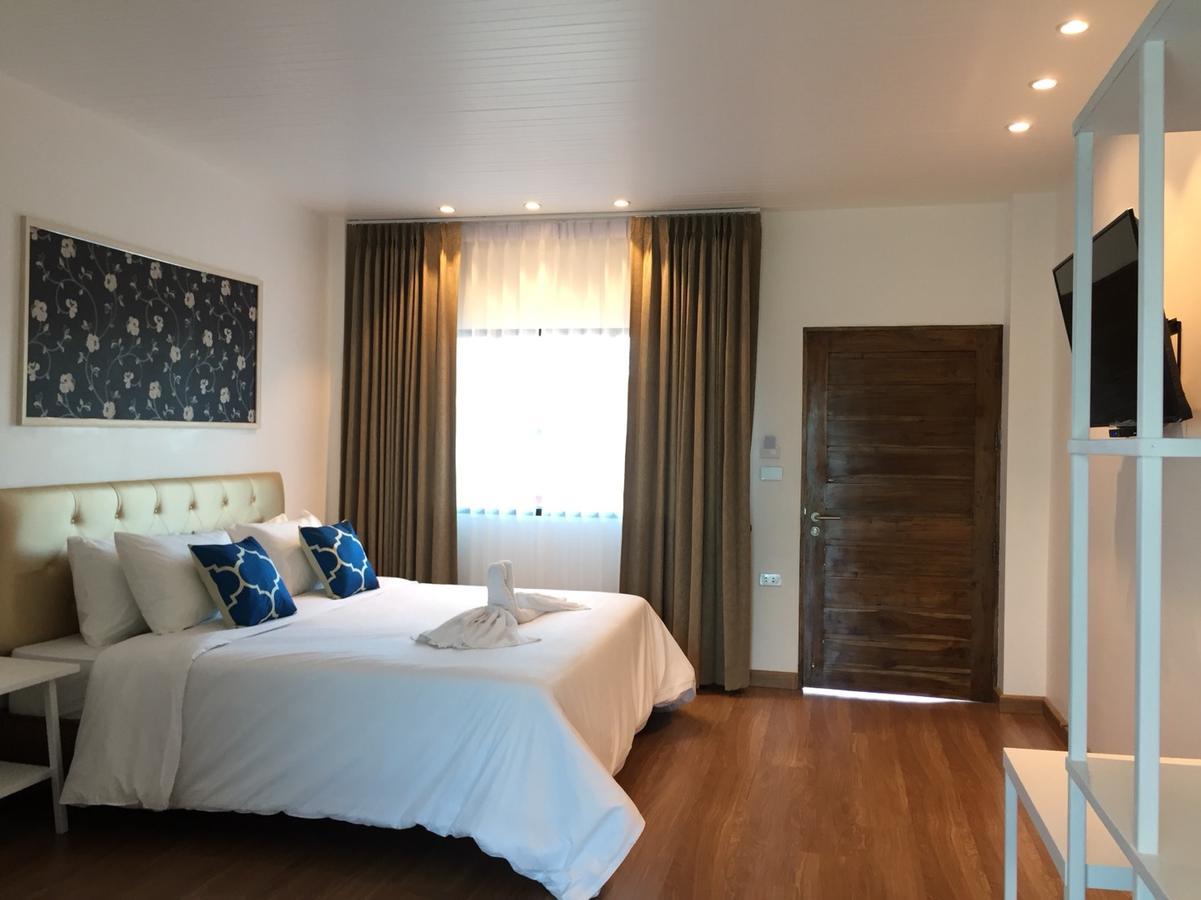 Phetcharat Grand Hotel Maesot Месот Екстер'єр фото