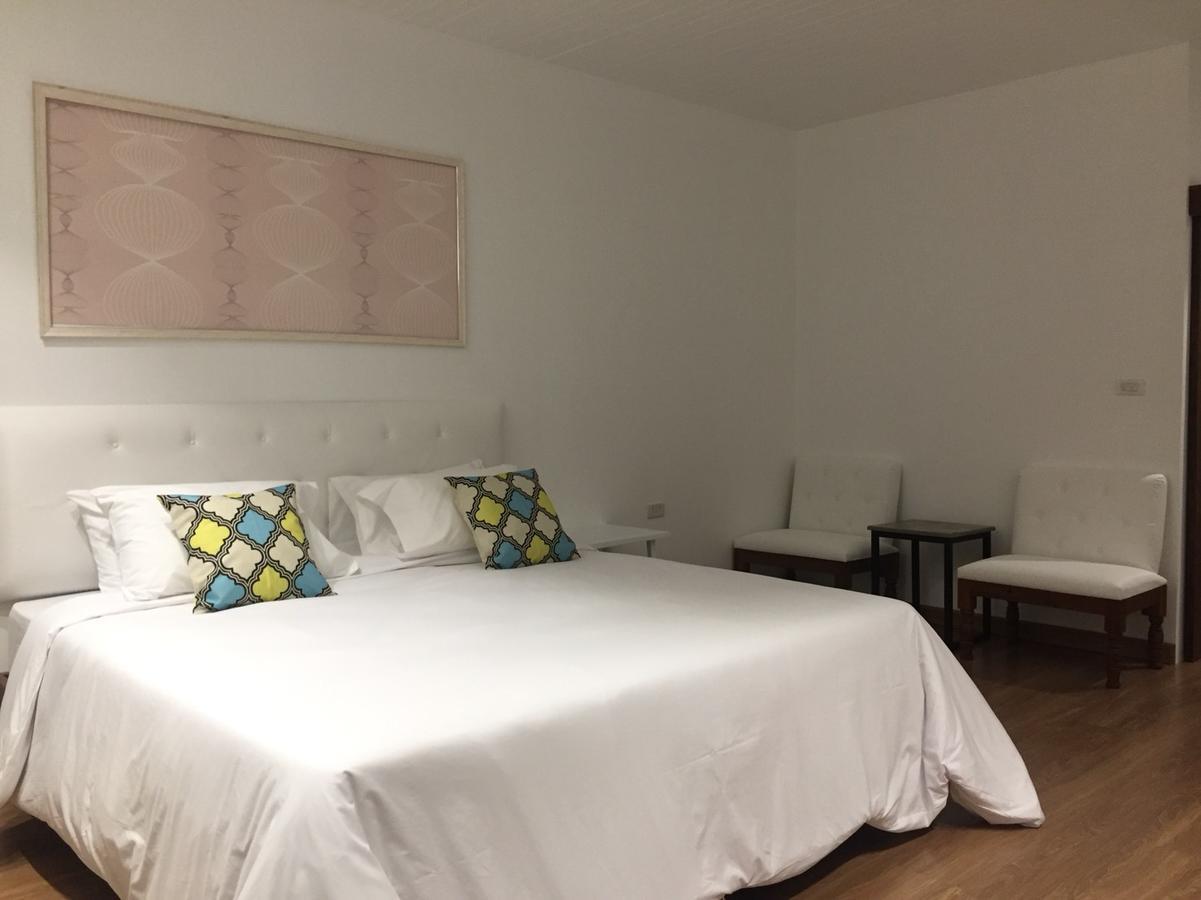 Phetcharat Grand Hotel Maesot Месот Екстер'єр фото