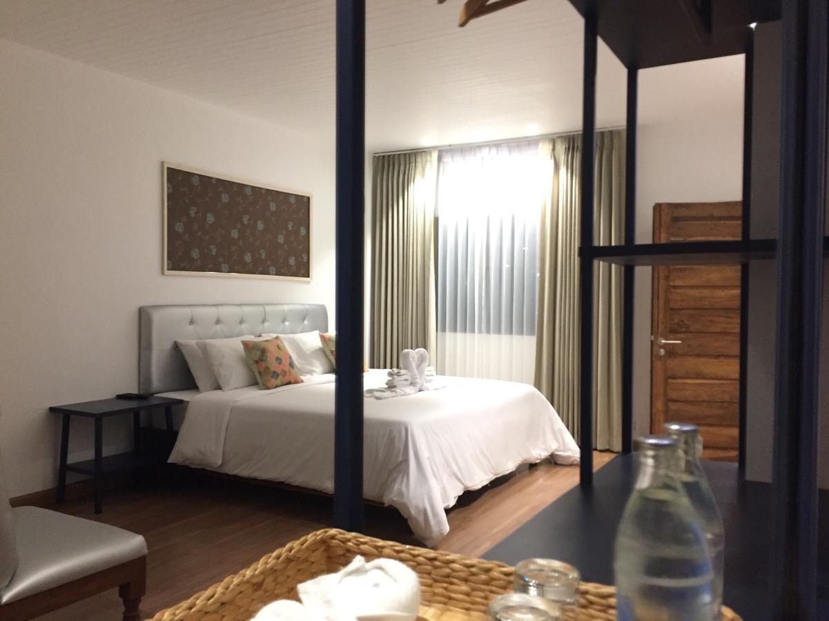 Phetcharat Grand Hotel Maesot Месот Екстер'єр фото