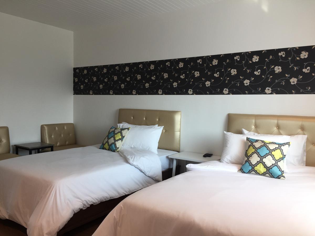 Phetcharat Grand Hotel Maesot Месот Екстер'єр фото
