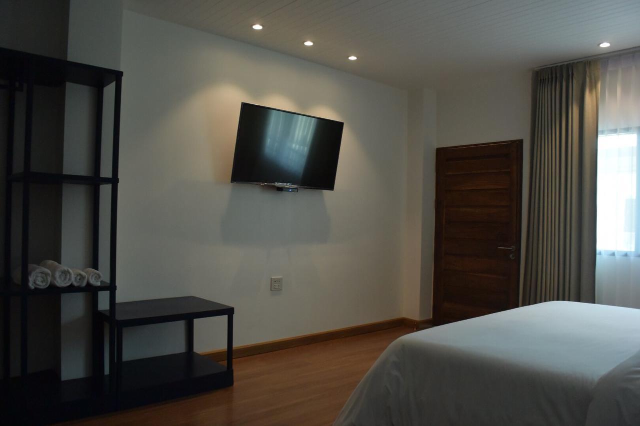 Phetcharat Grand Hotel Maesot Месот Екстер'єр фото