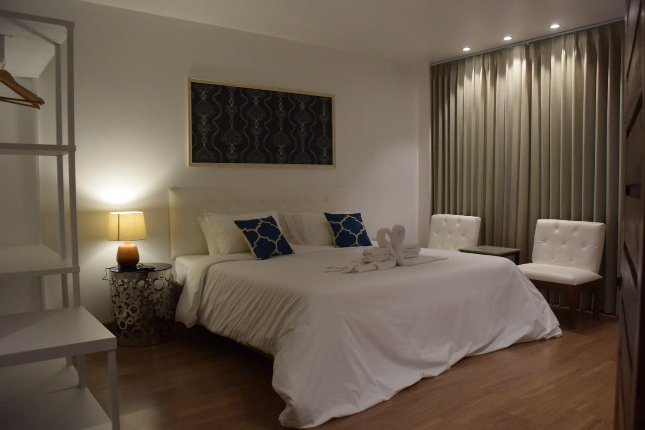 Phetcharat Grand Hotel Maesot Месот Екстер'єр фото